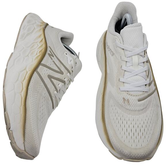 New Balance Fresh Foam X More v4 White Gold Womens 10.5 B Running Shoes - Picture 1 of 12